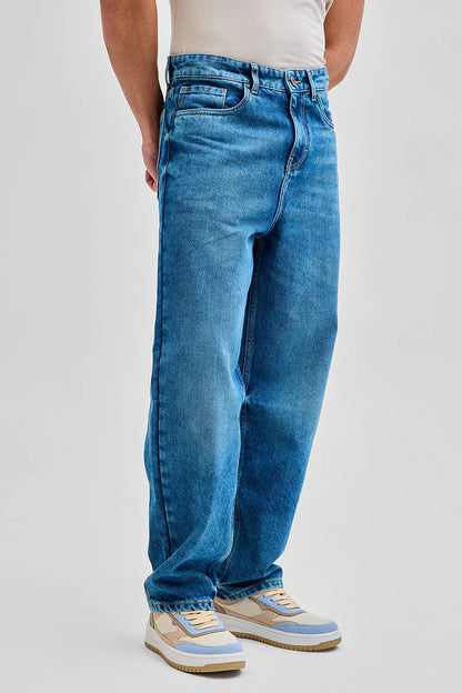 BLUE LOOSE FIT JEANS