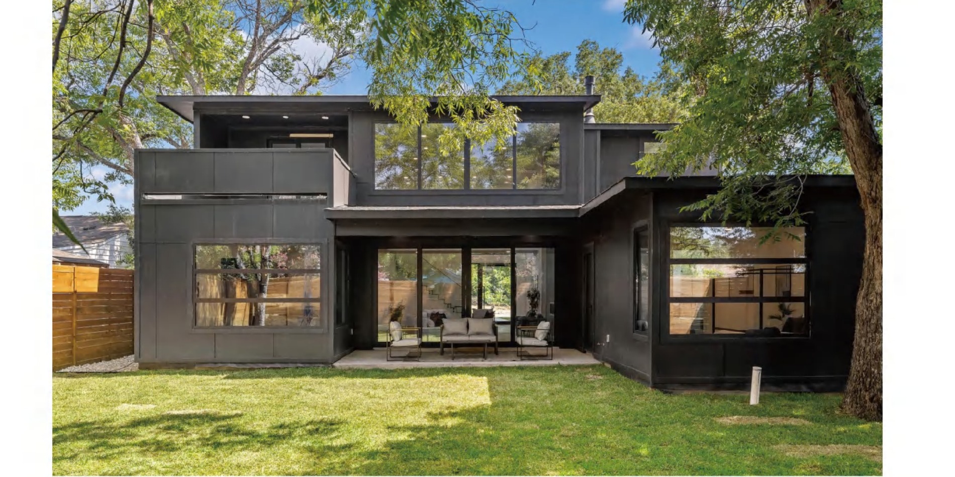 LU-70s Landmark tilt-turn aluminum window