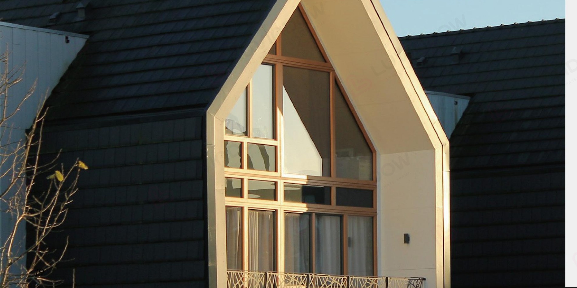 LU-E80s Urban Grove aluminum-wood clad tilt-turn window
